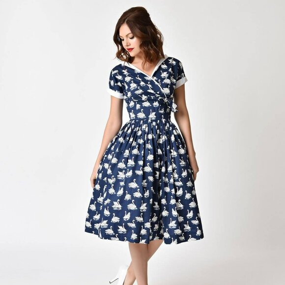 1950s Style Swan Print Waldorf Swing Dress - Picture 1 of 9